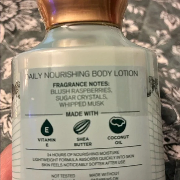 Bath & Body Works Sweetest Song Set 3 Pc Set - Picture 2 of 4